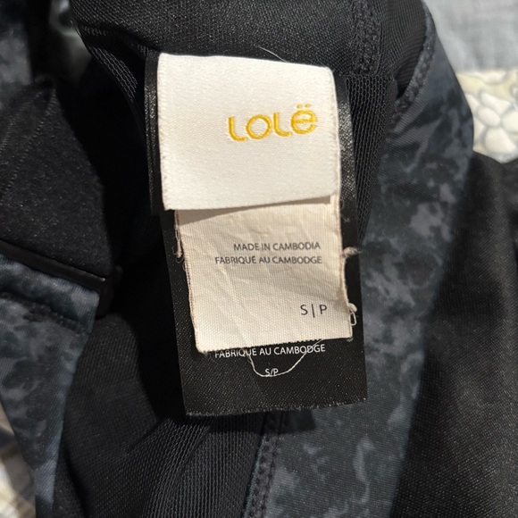 Lolë Sports Bra - Picture 7 of 9